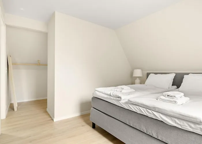 Appartement Modern 2-story With 4 Bedrooms *