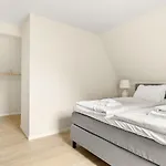 Apartmán Modern 2-story With 4 Bedrooms *